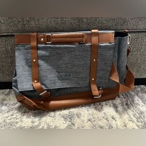 Messenger Bag
New Prestige Brand